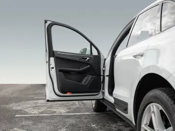 Macan AHK Panorama Dach Rückfahrkamera