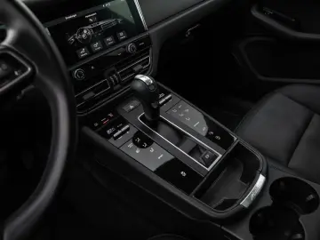 Macan AHK Panorama Dach Rückfahrkamera