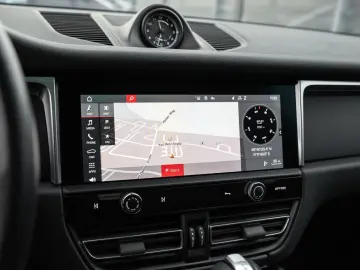 Macan AHK Panorama Dach Rückfahrkamera