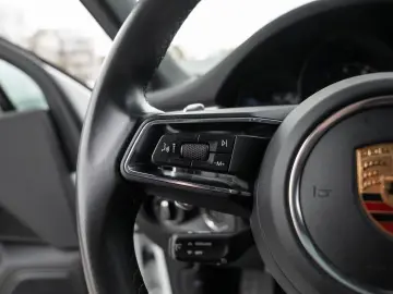 Macan AHK Panorama Dach Rückfahrkamera