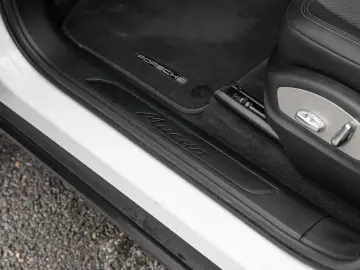 Macan AHK Panorama Dach Rückfahrkamera