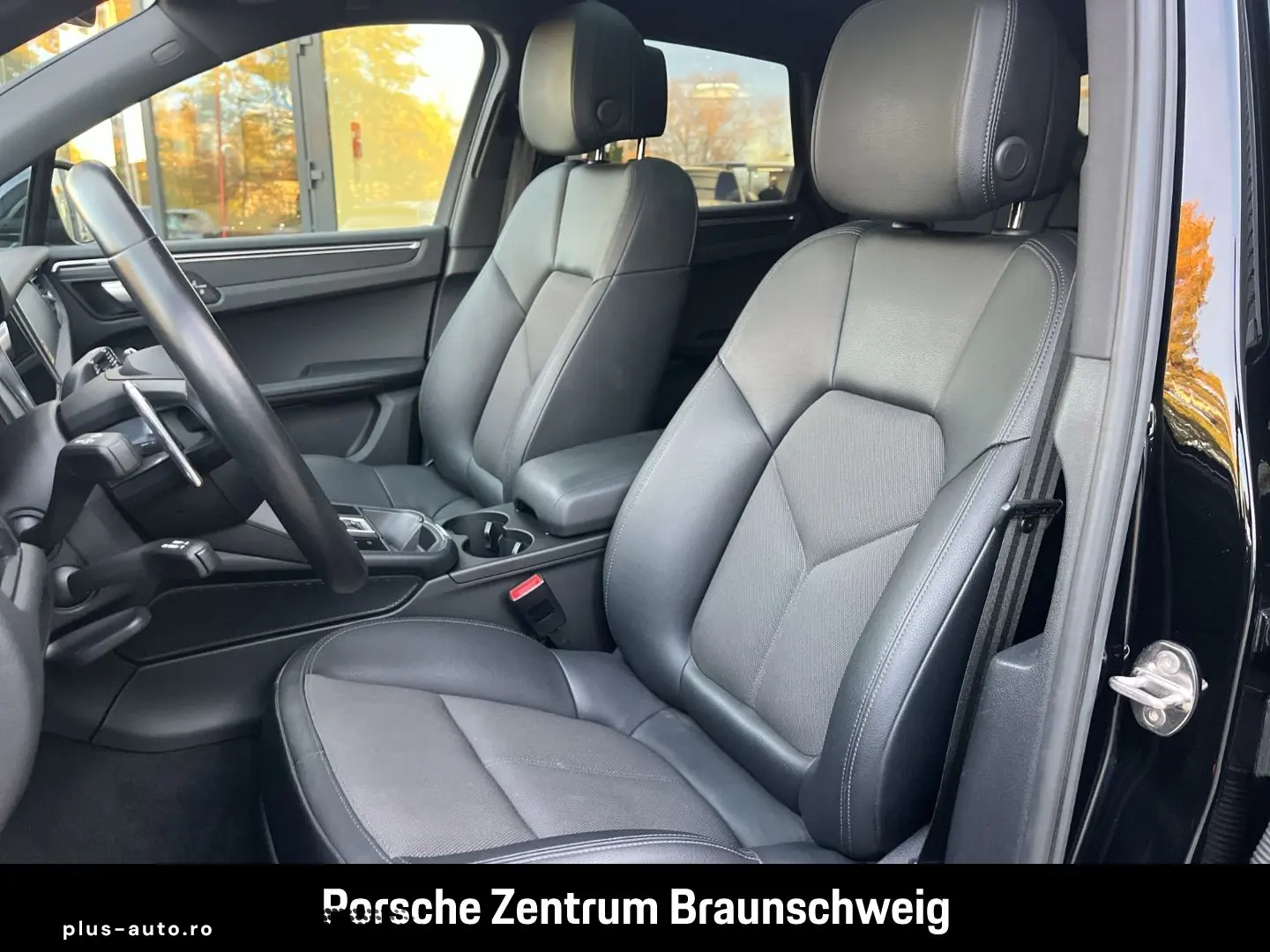 Macan BOSE Sportabgasanlage Panoramadach LED