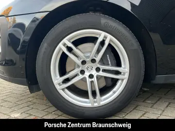 Macan BOSE Sportabgasanlage Panoramadach LED