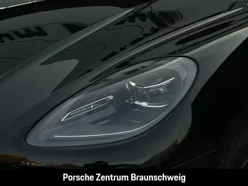 Macan BOSE Sportabgasanlage Panoramadach LED