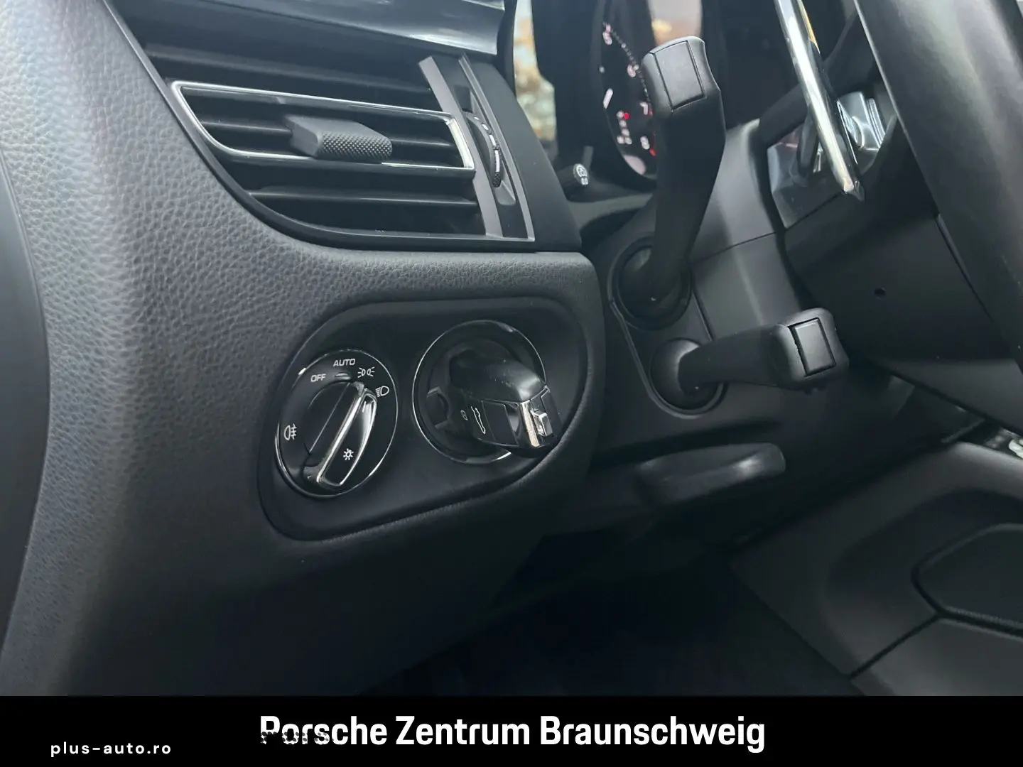 Macan BOSE Sportabgasanlage Panoramadach LED