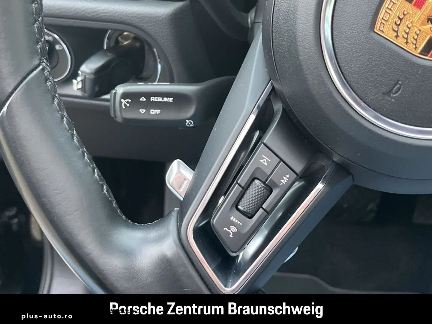 Macan BOSE Sportabgasanlage Panoramadach LED