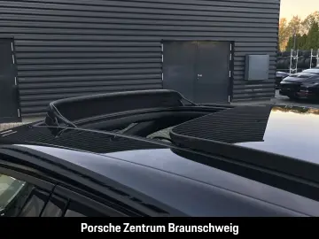 Macan BOSE Sportabgasanlage Panoramadach LED