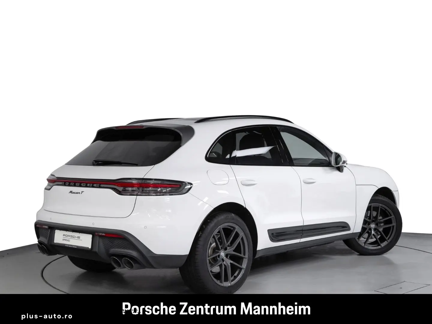 Macan T