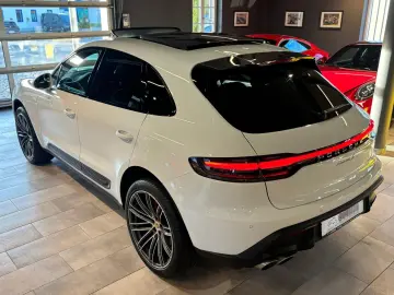 Macan S Pano AHK Nav Burmester StdHzg PASM 21