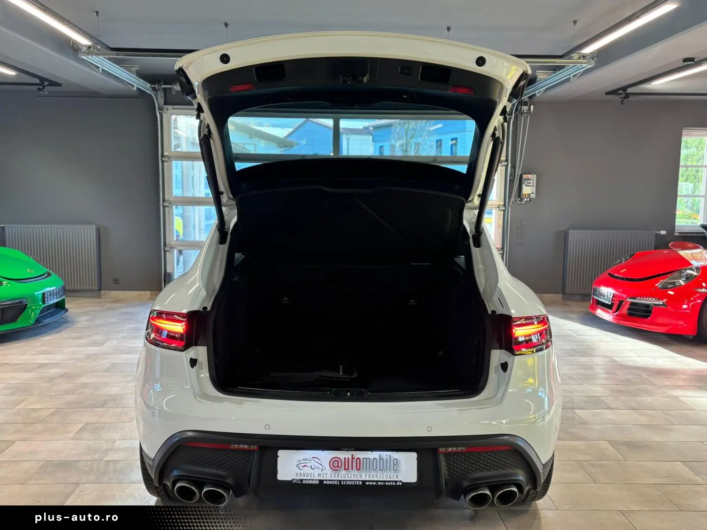 Macan S Pano AHK Nav Burmester StdHzg PASM 21