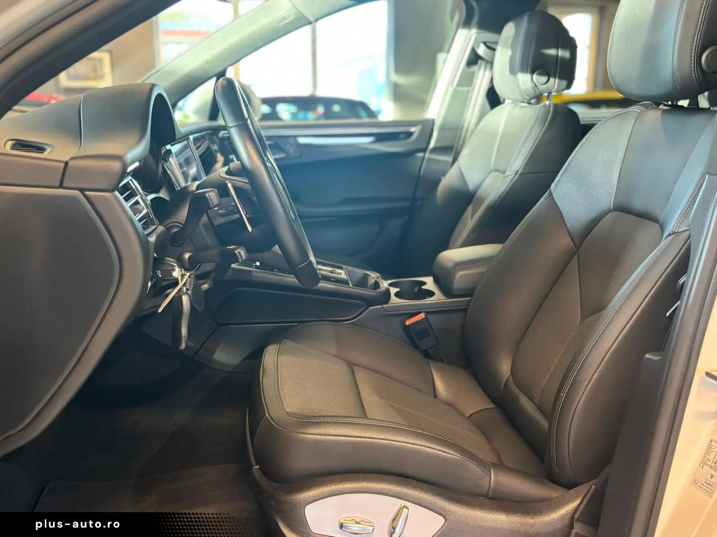 Macan S Pano AHK Nav Burmester StdHzg PASM 21