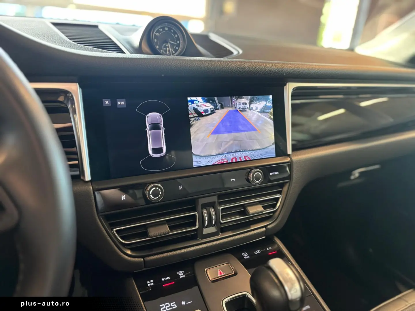 Macan S Pano AHK Nav Burmester StdHzg PASM 21