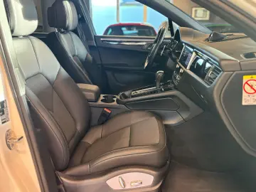 Macan S Pano AHK Nav Burmester StdHzg PASM 21