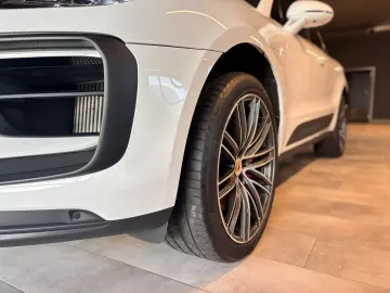 Macan S Pano AHK Nav Burmester StdHzg PASM 21