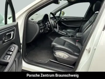 Macan BOSE Luftfederung Rückfahrkamera LED