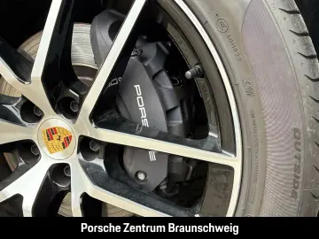 Macan BOSE Luftfederung Rückfahrkamera LED