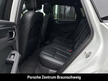 Macan BOSE Luftfederung Rückfahrkamera LED