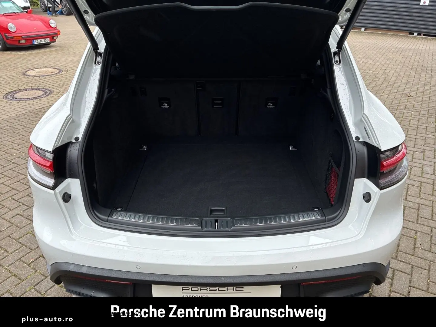 Macan BOSE Luftfederung Rückfahrkamera LED