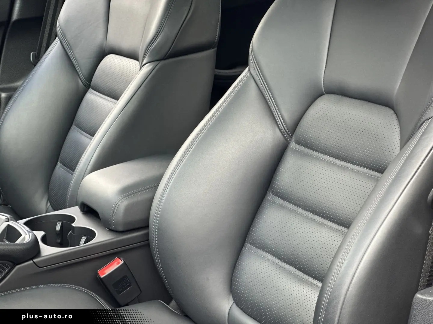 Macan T BOSE PANORAMA KAMERA RELING 21 RS SPYDER