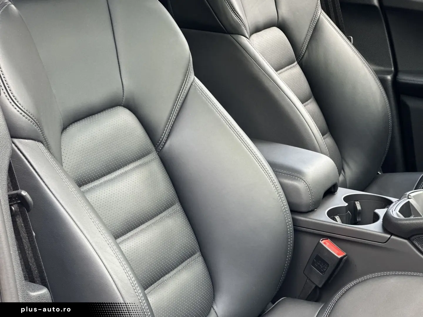 Macan T BOSE PANORAMA KAMERA RELING 21 RS SPYDER