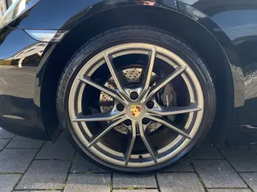 Cayman (718)  Rückfahrkamera  Sportabgasanl.