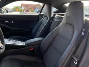 Cayman (718)  Rückfahrkamera  Sportabgasanl.