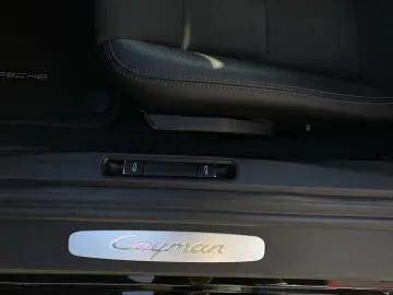 Cayman (718)  Rückfahrkamera  Sportabgasanl.