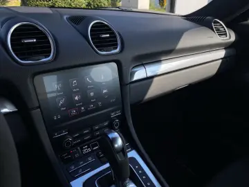 Cayman (718)  Rückfahrkamera  Sportabgasanl.