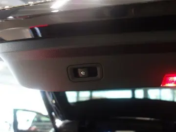 AMG GLE 53 4M PANO BURM SITZKL AHK 22' 360 MULTI