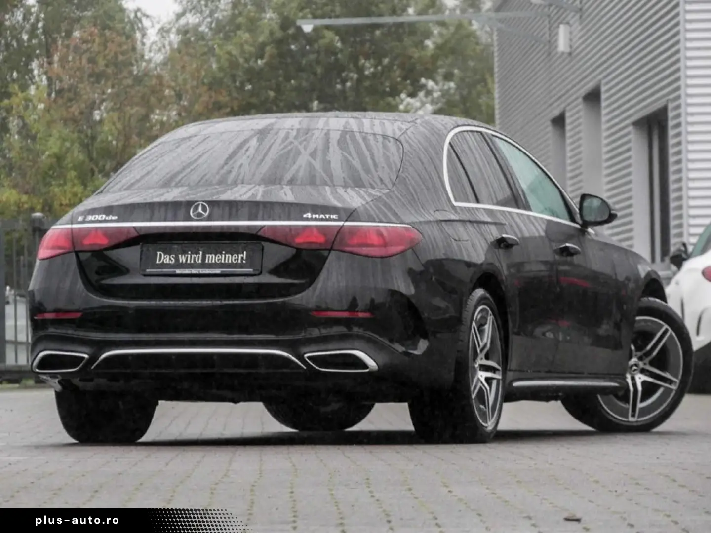 E 300 de 4M AMG-Sport Pano AHK Burm Dist Keyl 19