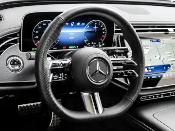 E 300 de 4M AMG-Sport Pano AHK Burm Dist Keyl 19