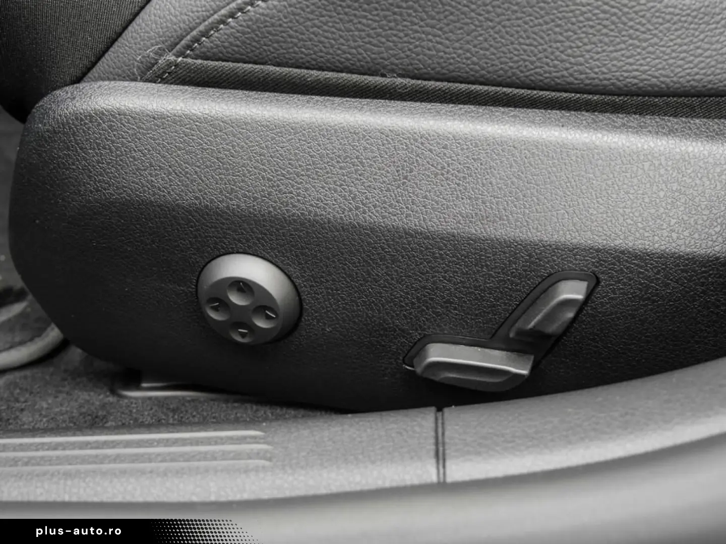 E 300 de 4M AMG-Sport Pano AHK Burm Dist Keyl 19