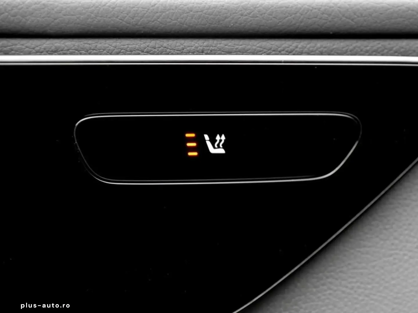 E 300 de 4M AMG-Sport Pano AHK Burm Dist Keyl 19