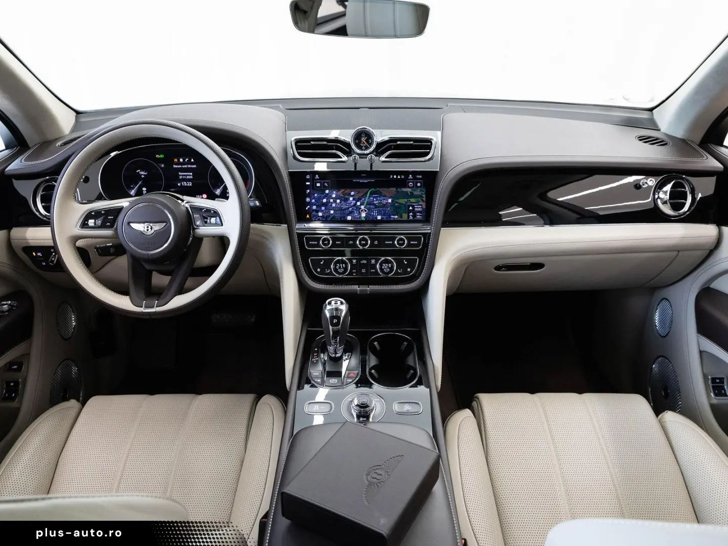 Bentayga V8 von BENTLEY FRANKFURT