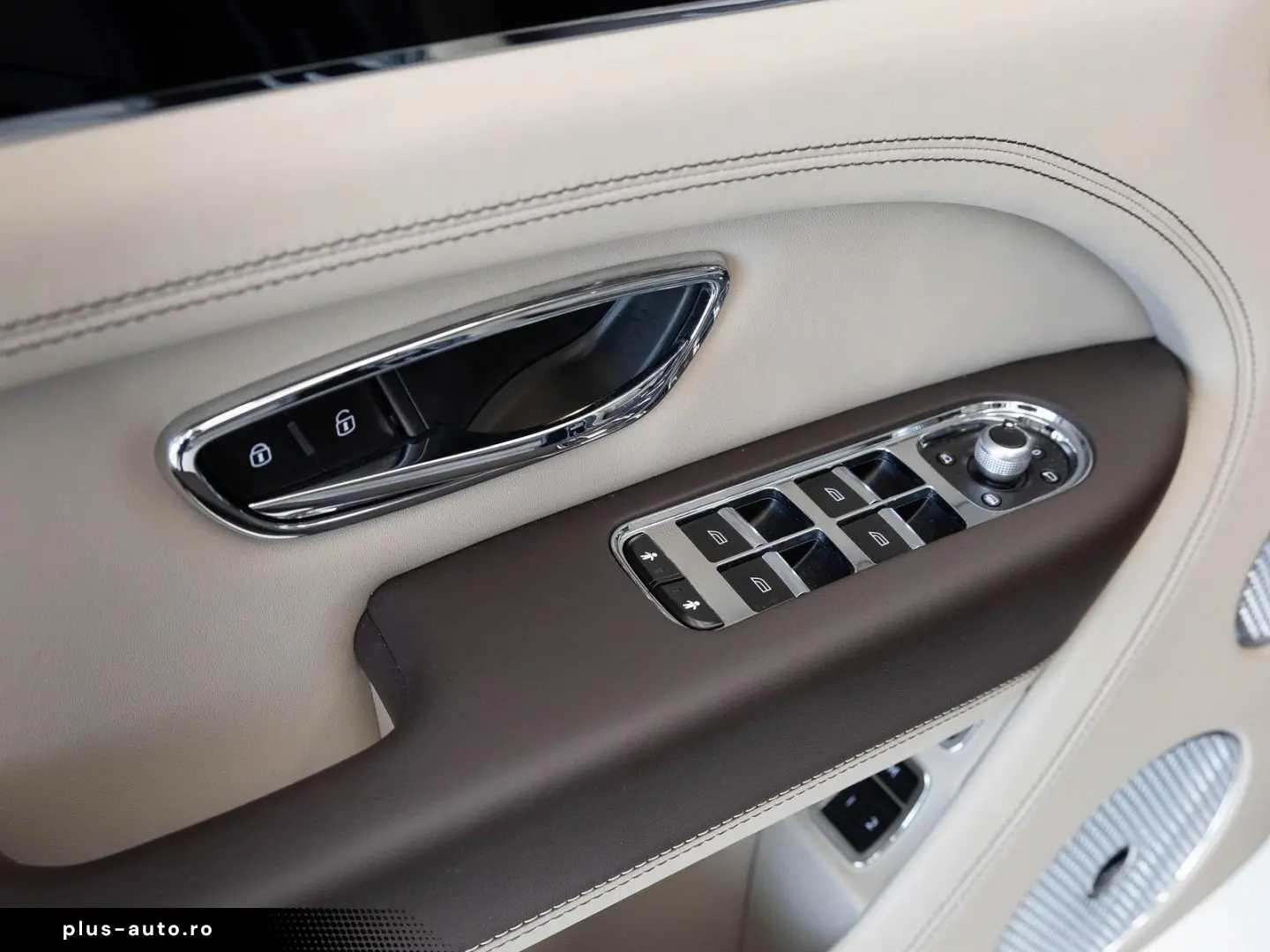 Bentayga V8 von BENTLEY FRANKFURT