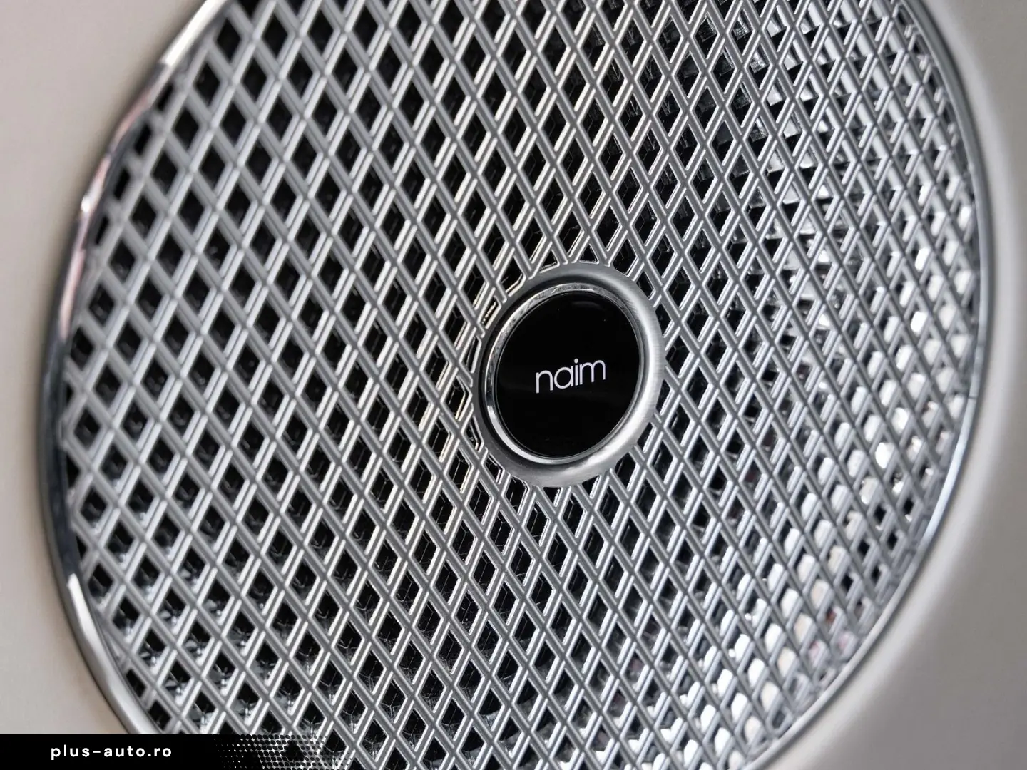 Bentayga V8 von BENTLEY FRANKFURT