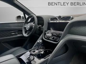Bentayga V8 -1.HAND-BLACKLINE -BENTLEY BERLIN -