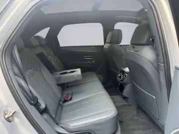 Bentayga V8 -1.HAND-BLACKLINE -BENTLEY BERLIN -
