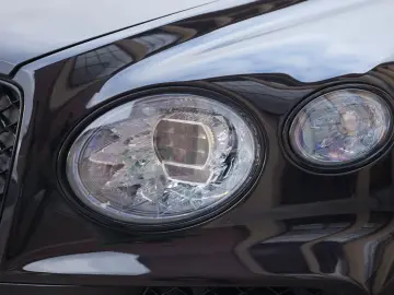 Bentayga 4.0 V8 EWB Azure 4WD Long Lang