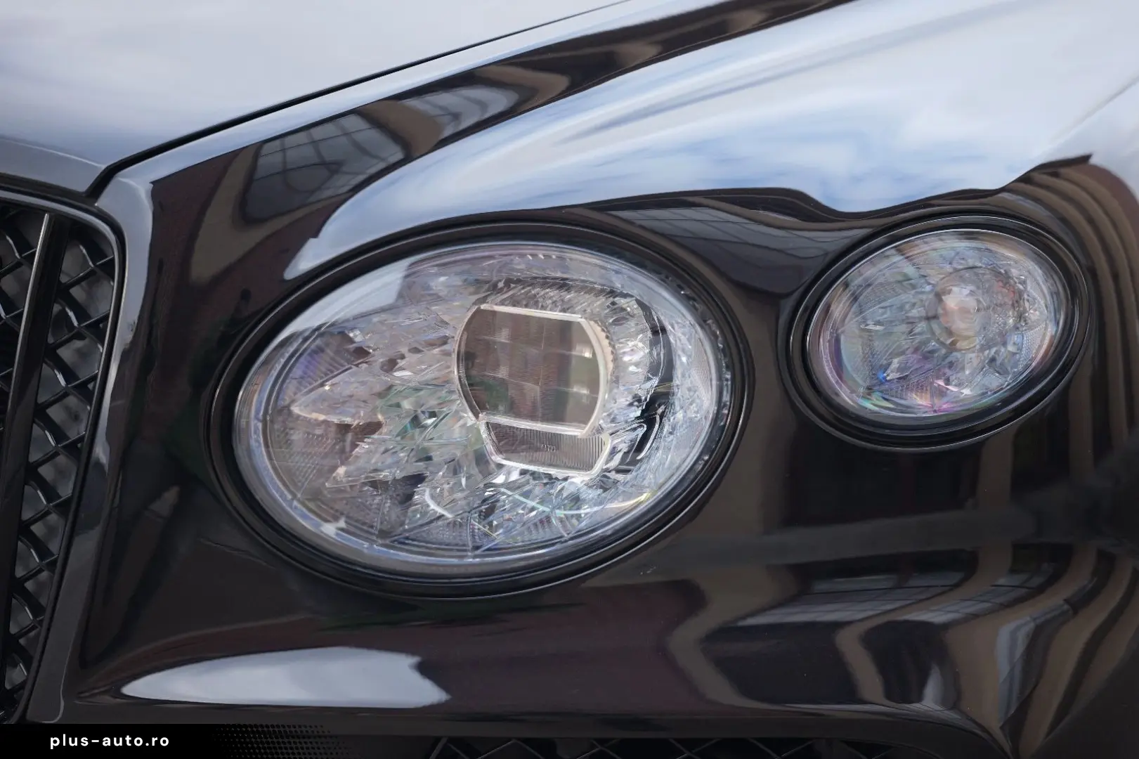 Bentayga 4.0 V8 EWB Azure 4WD Long Lang