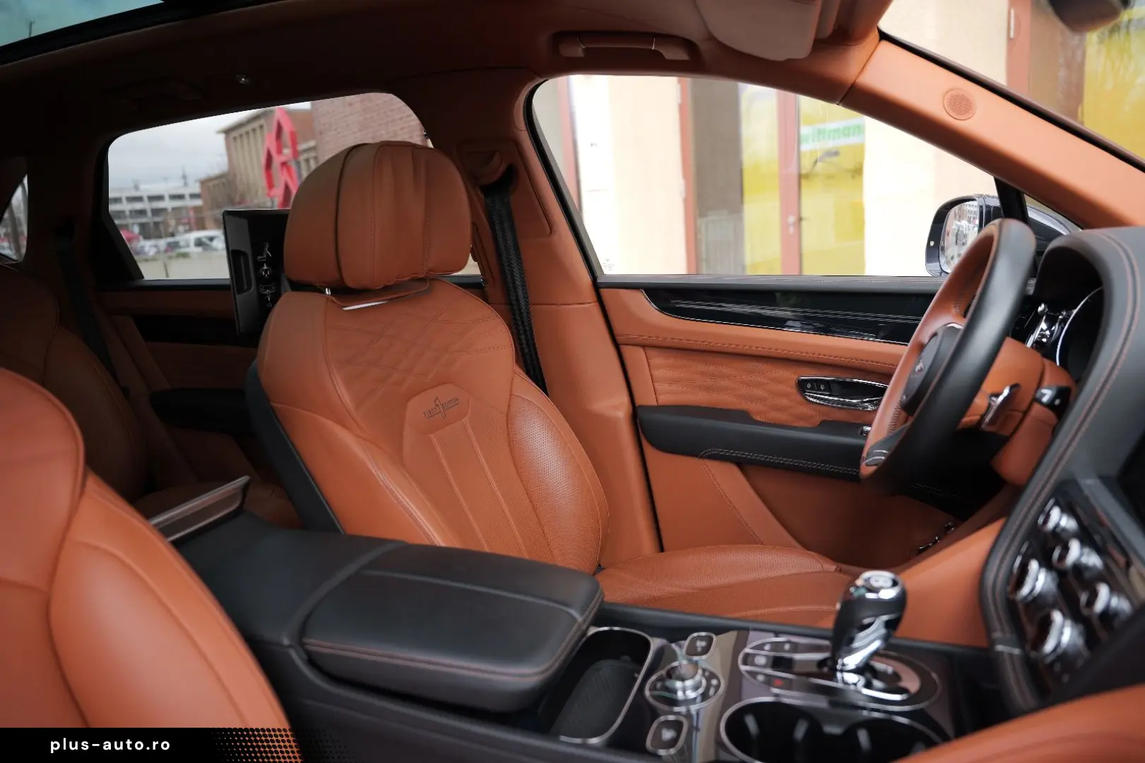 Bentayga 4.0 V8 EWB Azure 4WD Long Lang