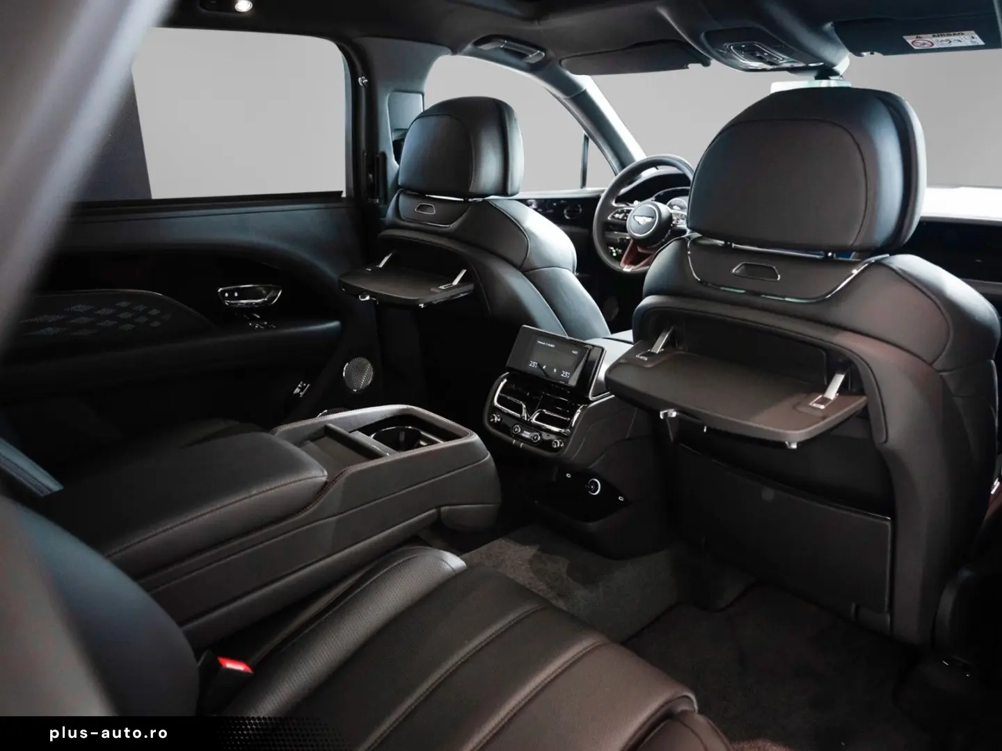 Bentayga 4.0 V8 EWB - Naim Pano