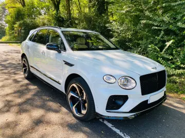 Bentayga 4.0 V8 S   1. Hand   Neuwertig