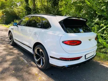 Bentayga 4.0 V8 S   1. Hand   Neuwertig