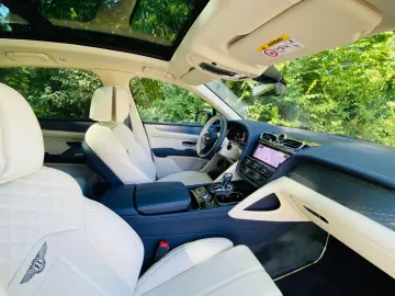 Bentayga 4.0 V8 S   1. Hand   Neuwertig