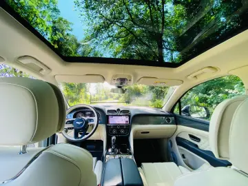 Bentayga 4.0 V8 S   1. Hand   Neuwertig