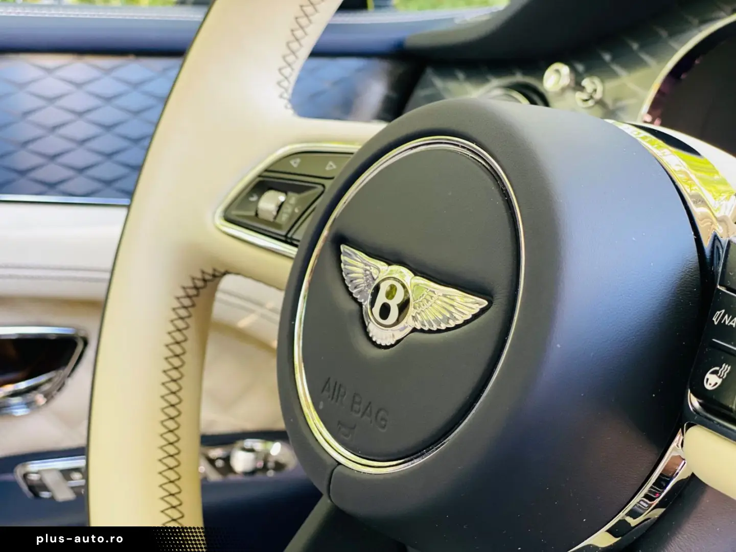 Bentayga 4.0 V8 S   1. Hand   Neuwertig