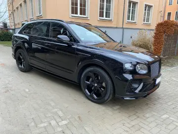 Bentayga V8S Blackline