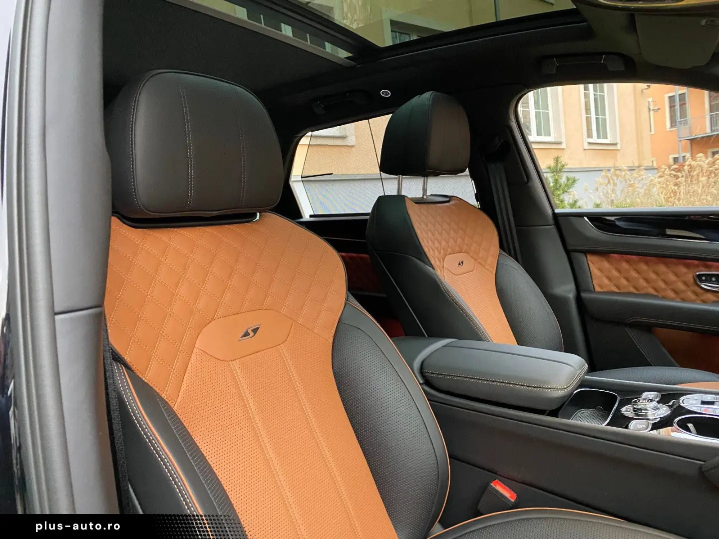 Bentayga V8S Blackline