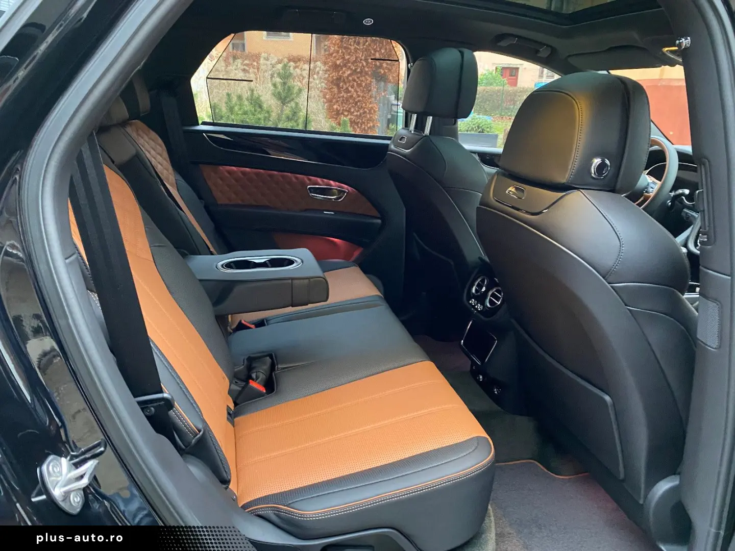 Bentayga V8S Blackline